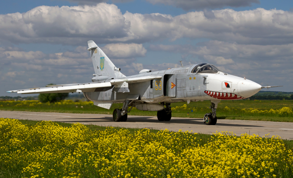 Ukraińskie Su-24 nad Donbasem