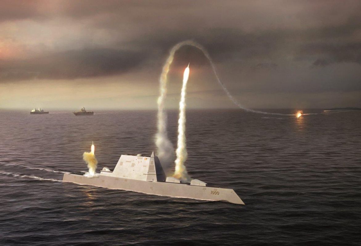 Zumwalt na morzu