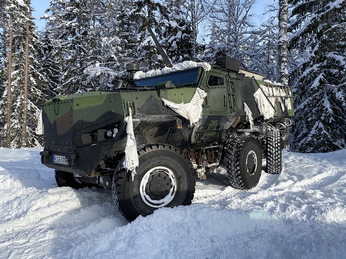 Fiński transporter opancerzony PMPV MiSu 6x6