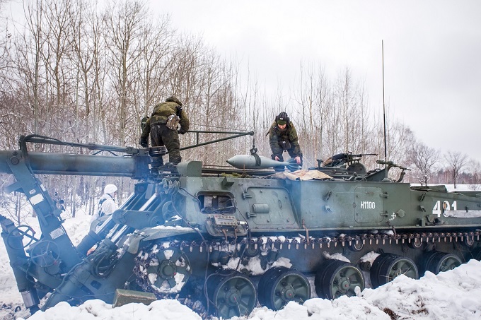 Ciężkie moździerze M240 i 2S4 oraz ich użycie w wojnie rosyjsko-ukraińskiej