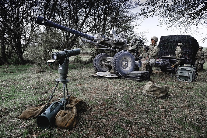 Współczesna artyleria lekka. Działa kalibru 105 mm